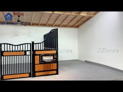 Полностью сварные стальные конные конюшни, бамбуковые / сосновые заправки с оцинкованными конными конюшнями