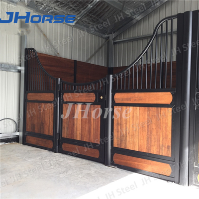 Окунутая панель стойла лошади стабилизированная в горячем гальванизированный с черной древесиной